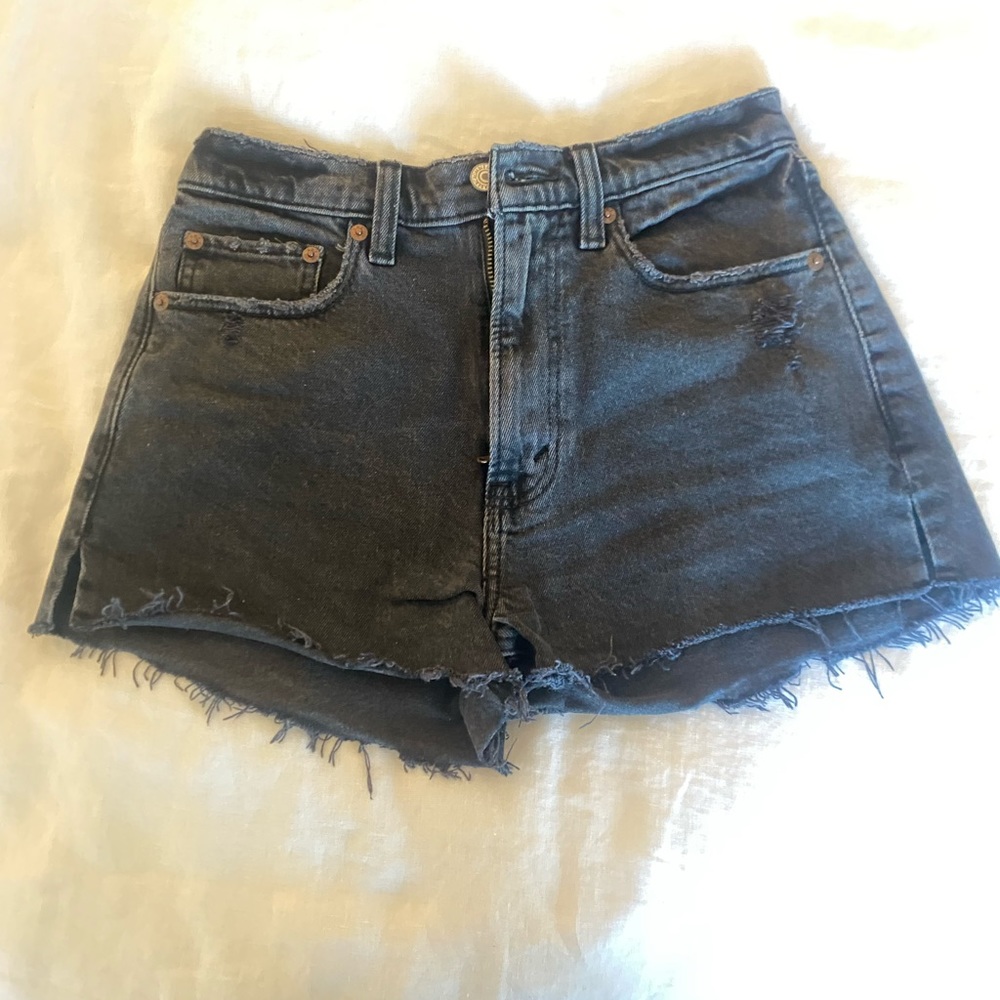 Abercrombie black mom shorts size 25